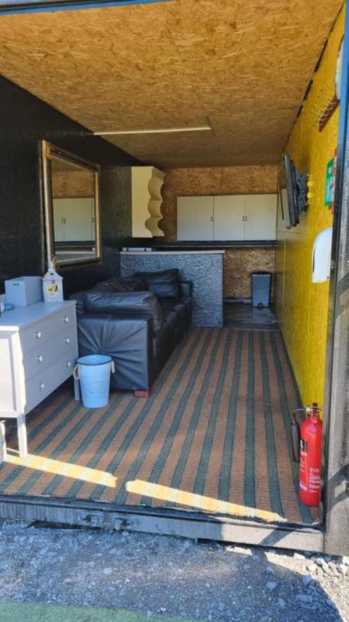 Route 47 Glamping Bell Tents Cross Hands エクステリア 写真